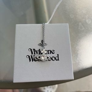 vivienne westwood necklace